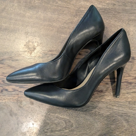 Jessica Simpson Haneh Pumps, black, size 7 - Picture 6 of 7
